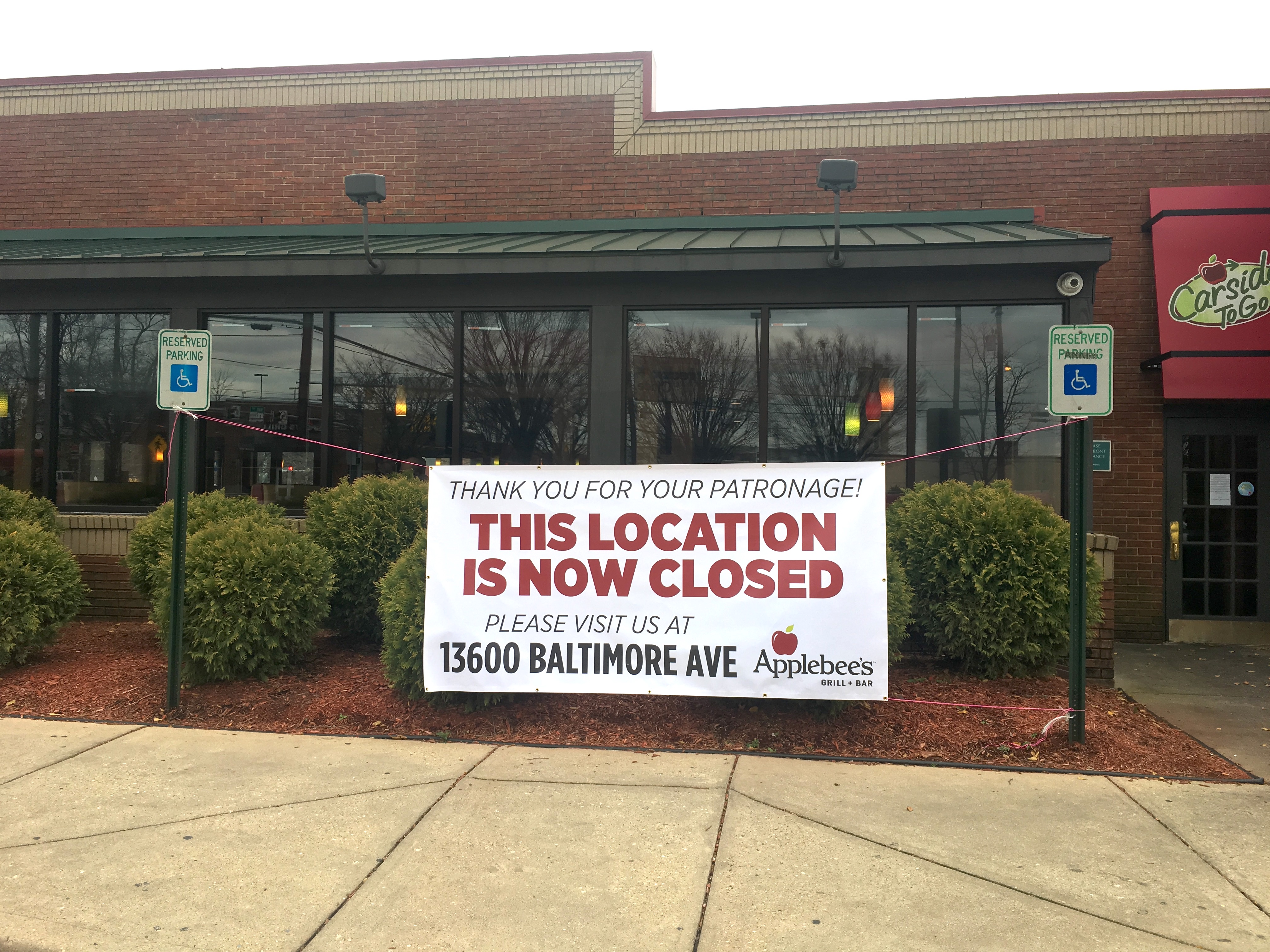 What time does applebee's close hotsell